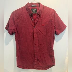 Hollister Men's Burgundy Button Down Shirt